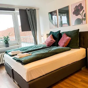 Fuer 3 Gaeste Kostenlose Parkplaetze Und Lift Apartment